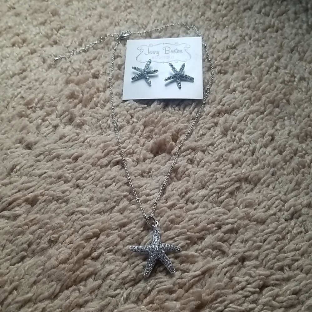 NEW Jenny Boston Boutique starfish earrings and necklace set